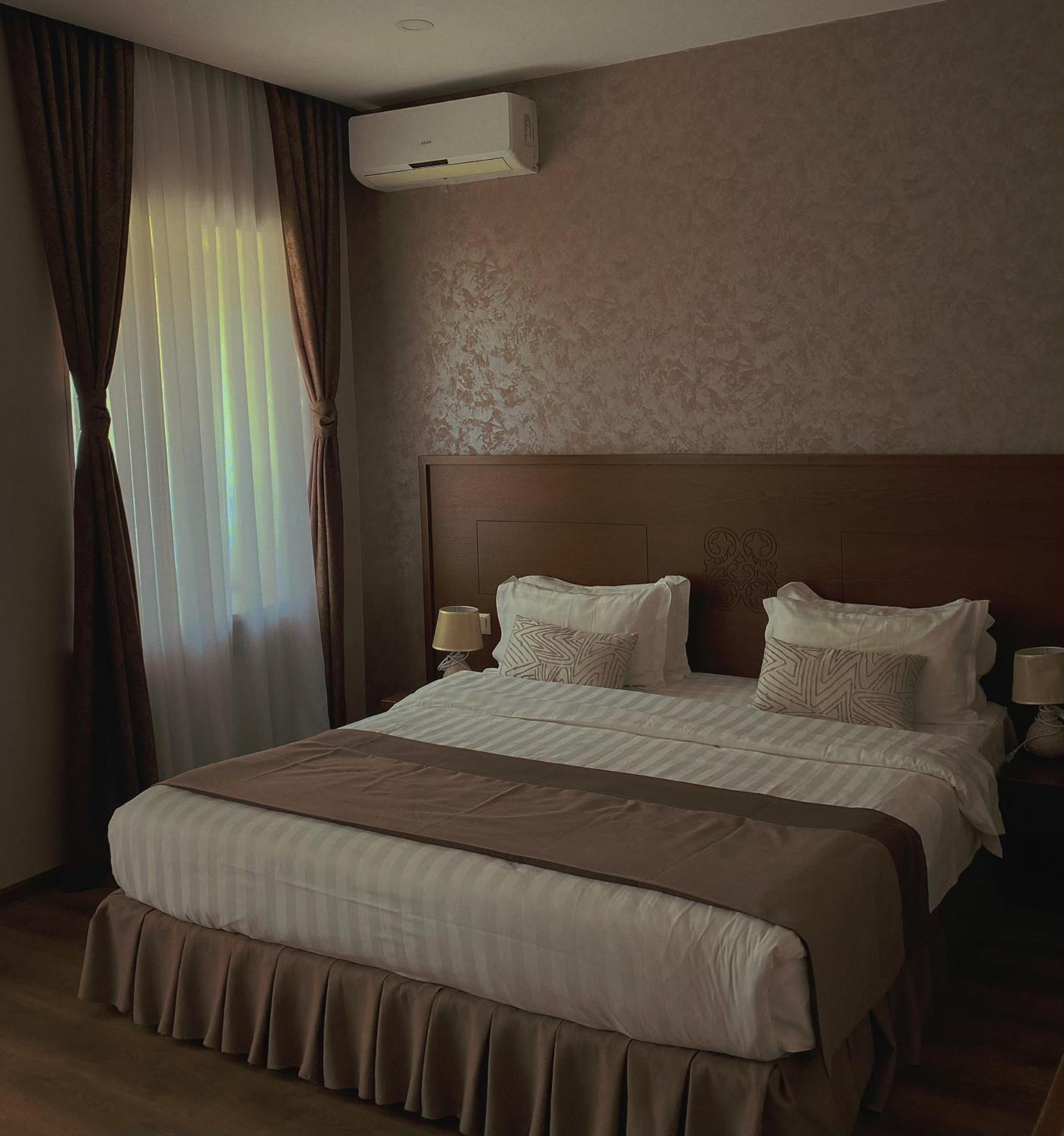 Old Metekhi Hotel Tbiliszi Kültér fotó